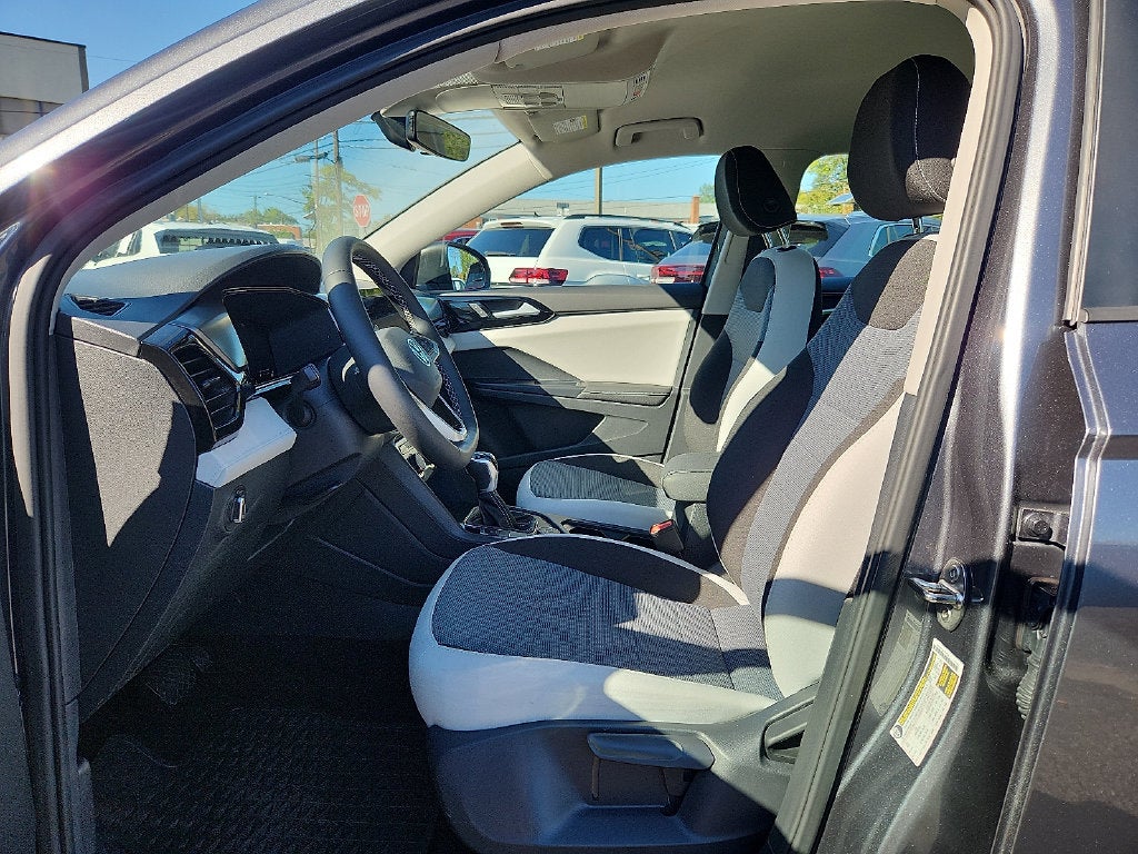 2025 Volkswagen Taos 1.5T S