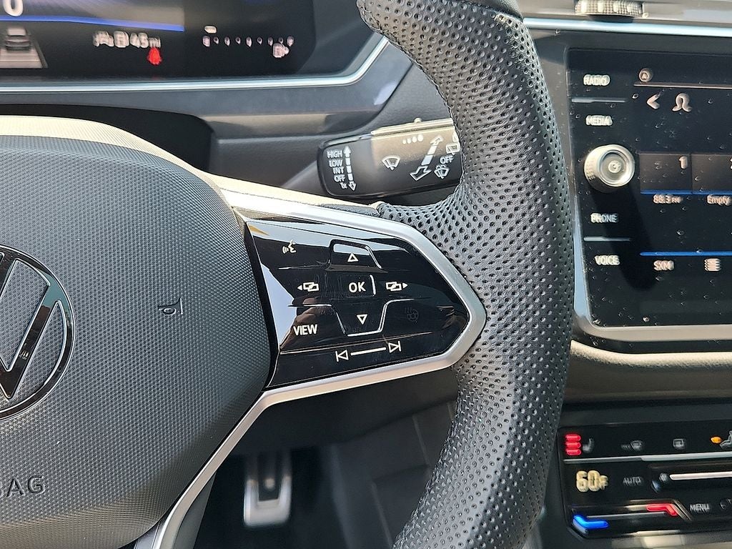 2024 Volkswagen Tiguan 2.0T SE R-Line Black