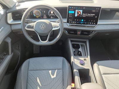 2025 Volkswagen Tiguan 2.0T SE