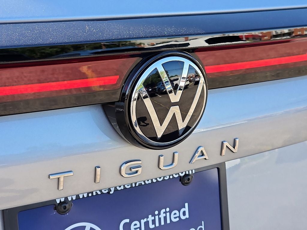 2025 Volkswagen Tiguan 2.0T SE
