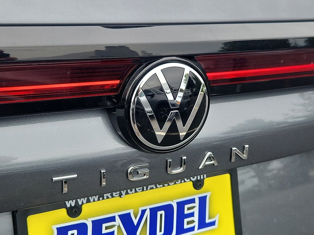 2026 Volkswagen Tiguan 2.0T SE