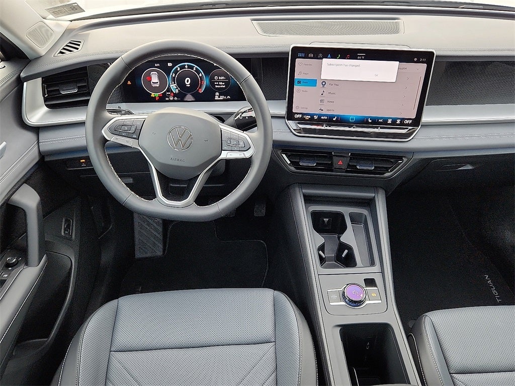2025 Volkswagen Tiguan 2.0T SE