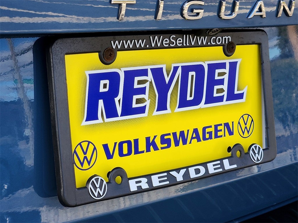 2025 Volkswagen Tiguan 2.0T SE