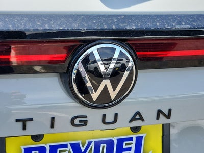 2026 Volkswagen Tiguan 2.0T SE R-Line Black