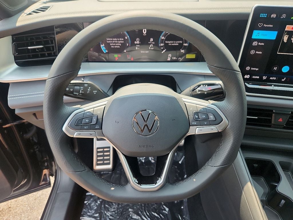 2026 Volkswagen Tiguan 2.0T SE R-Line Black