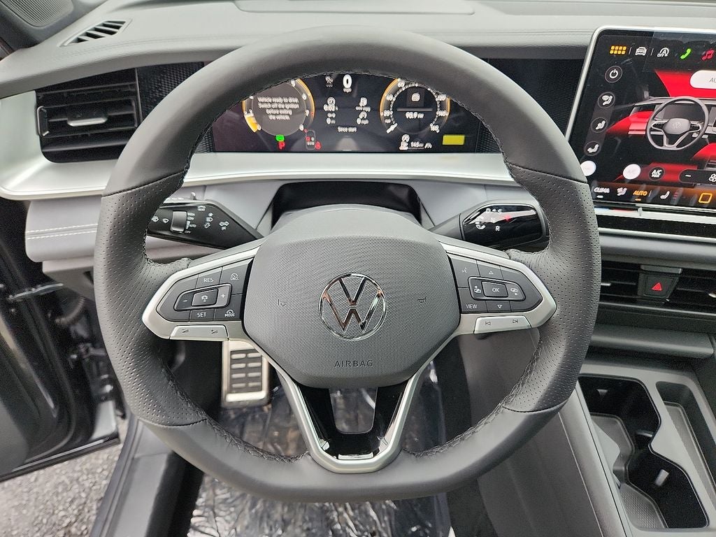 2026 Volkswagen Tiguan 2.0T SE R-Line Black