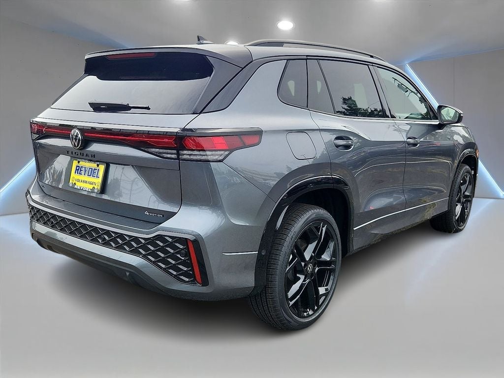 2026 Volkswagen Tiguan 2.0T SE R-Line Black