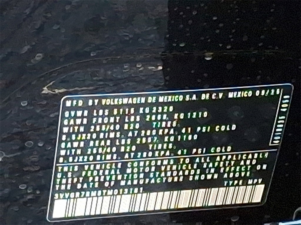 2026 Volkswagen Tiguan 2.0T SE R-Line Black