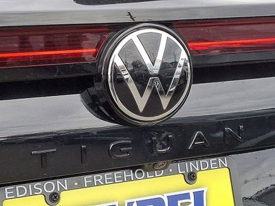 2026 Volkswagen Tiguan 2.0T SE R-Line Black