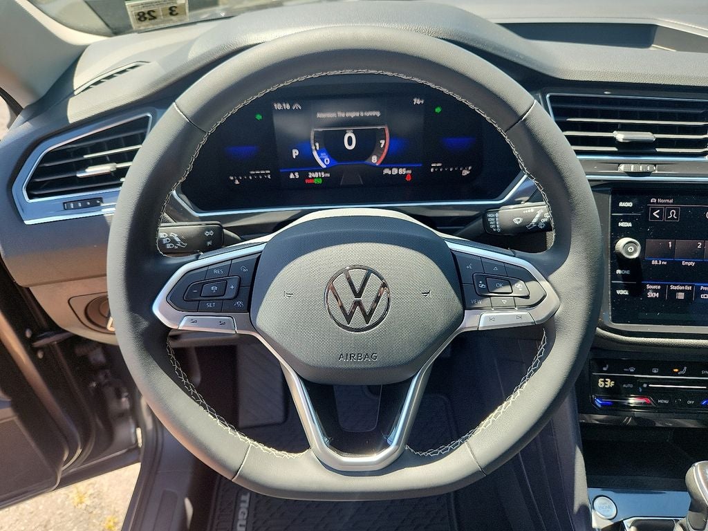 2023 Volkswagen Tiguan 2.0T SE