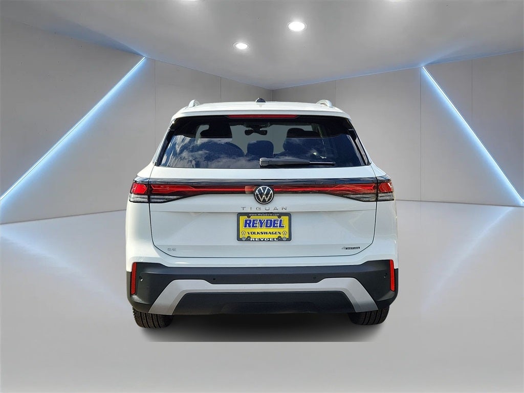 2025 Volkswagen Tiguan 2.0T SE