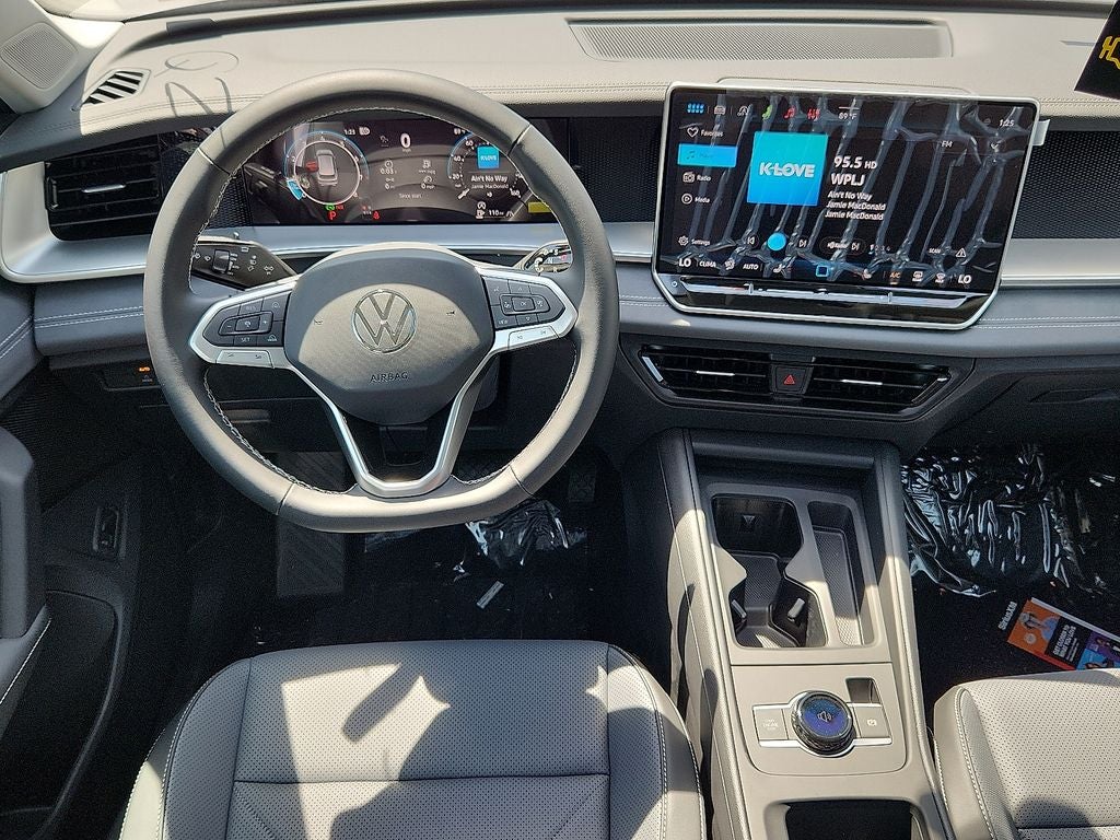 2026 Volkswagen Tiguan 2.0T SE