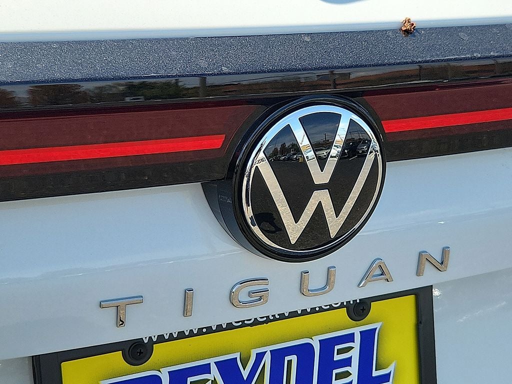 2026 Volkswagen Tiguan 2.0T SE