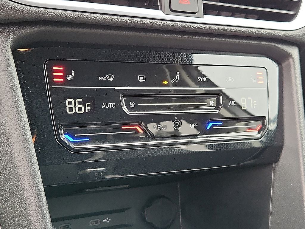 2025 Volkswagen Taos 1.5T SE