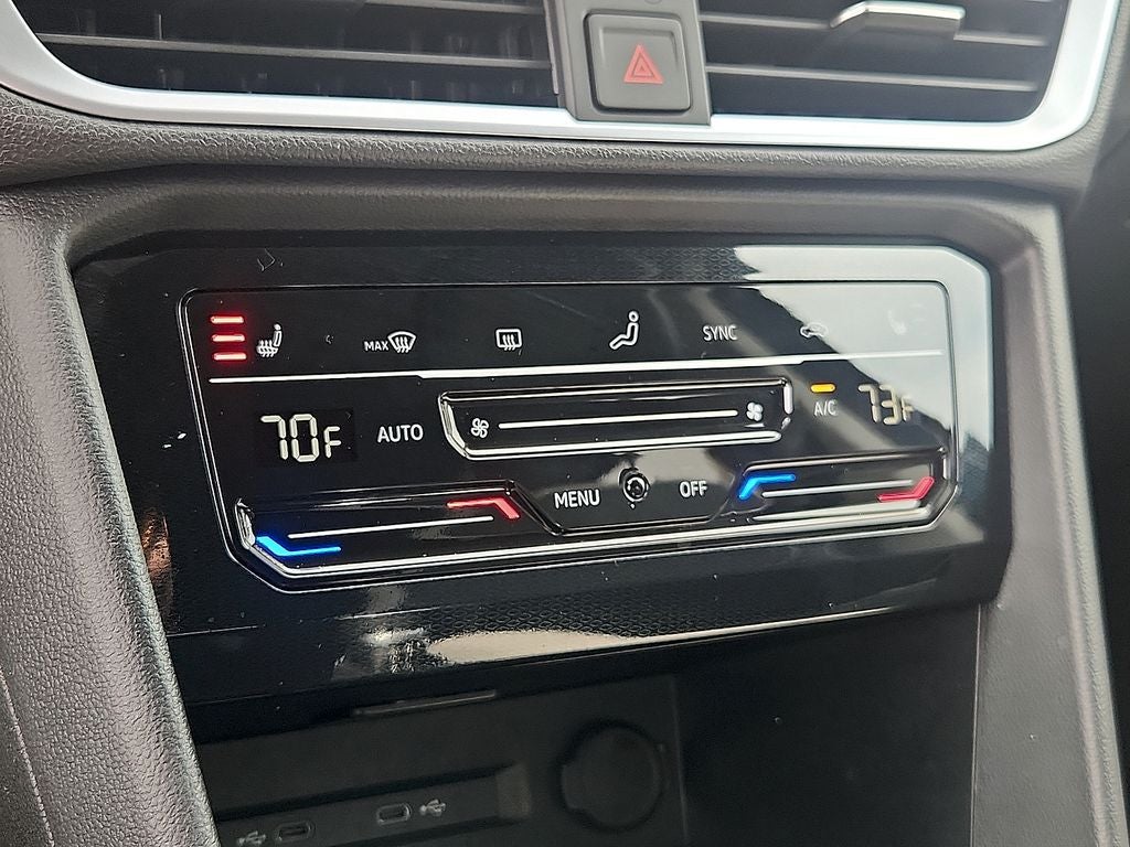 2025 Volkswagen Taos 1.5T SE