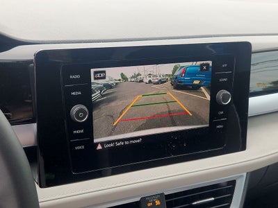 2025 Volkswagen Taos 1.5T SE