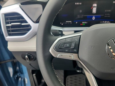 2025 Volkswagen Taos 1.5T SE