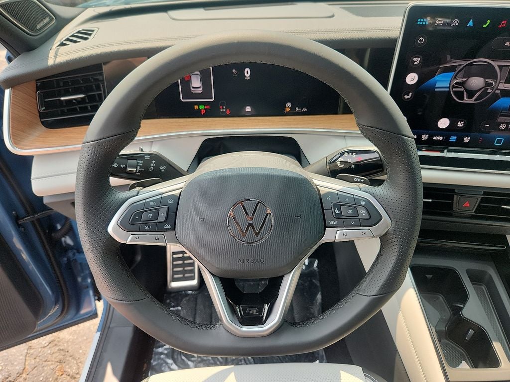 2026 Volkswagen Tiguan 2.0T SEL R-Line Turbo