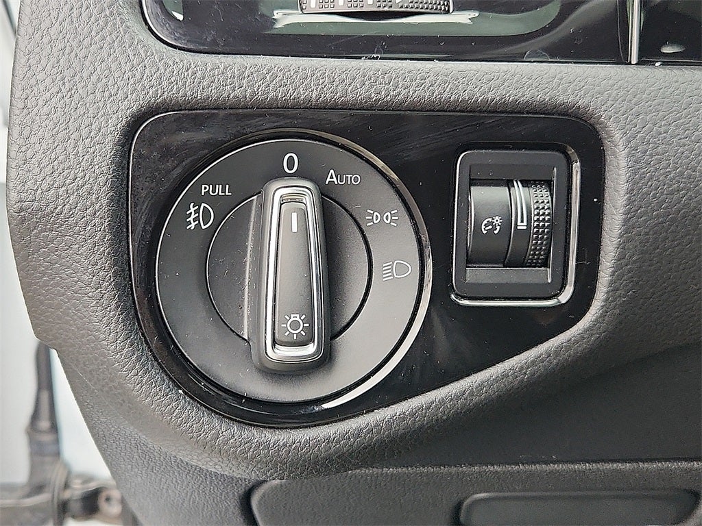 2020 Volkswagen Golf GTI 2.0T SE