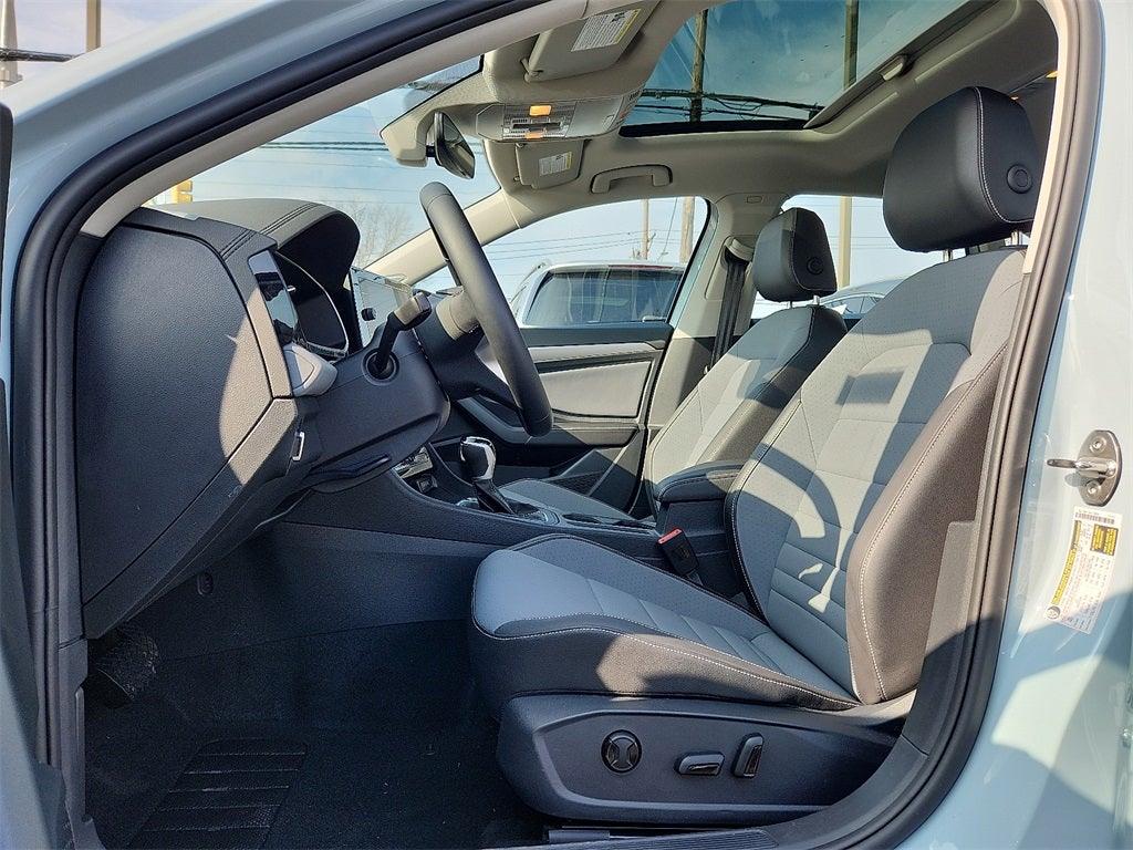 2025 Volkswagen Jetta 1.5T SE