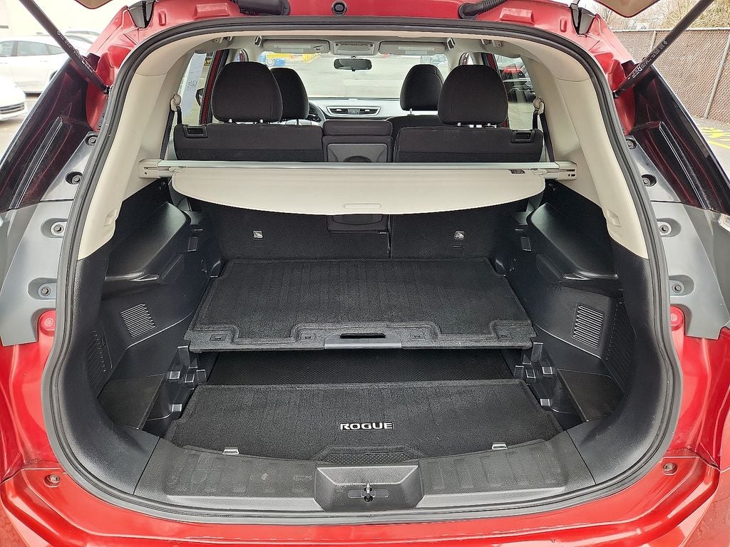 2016 Nissan Rogue SV