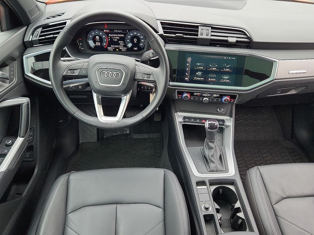 2022 Audi Q3 Premium quattro