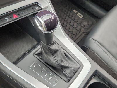 2022 Audi Q3 Premium quattro