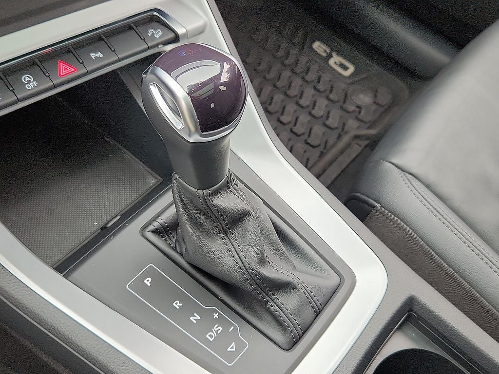 2022 Audi Q3 Premium quattro