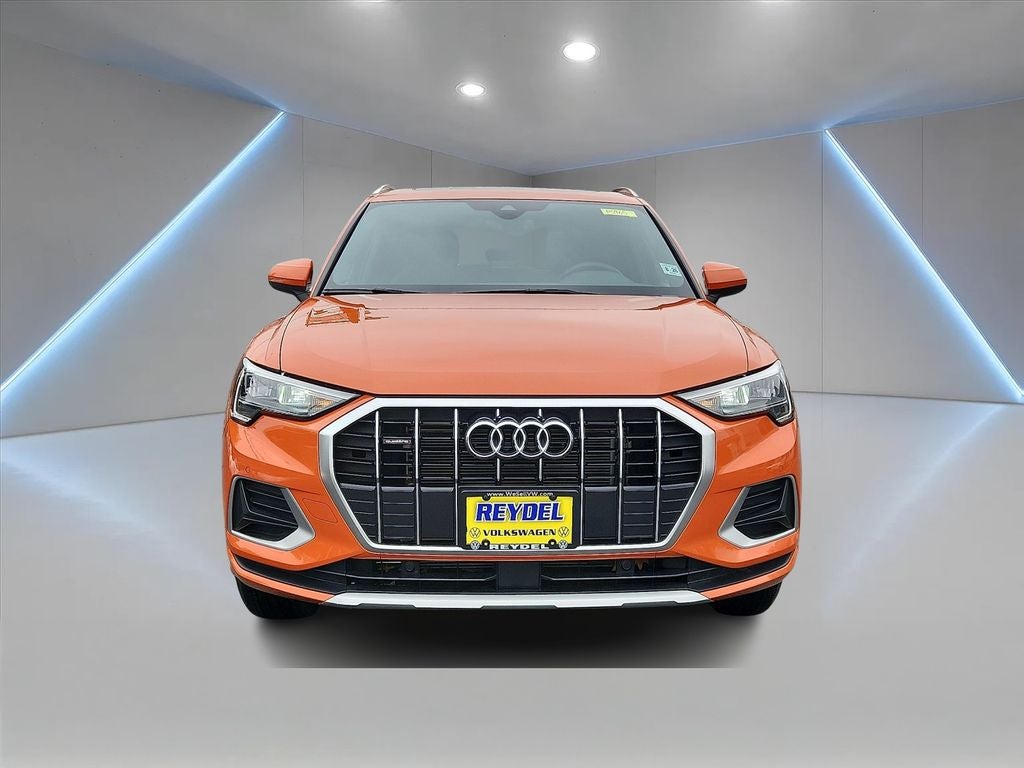 2022 Audi Q3 Premium quattro