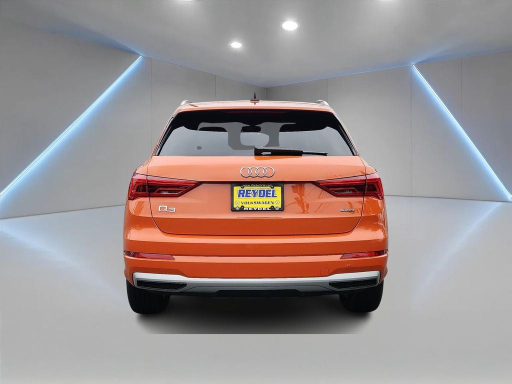 2022 Audi Q3 Premium quattro