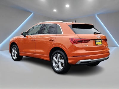 2022 Audi Q3 Premium quattro