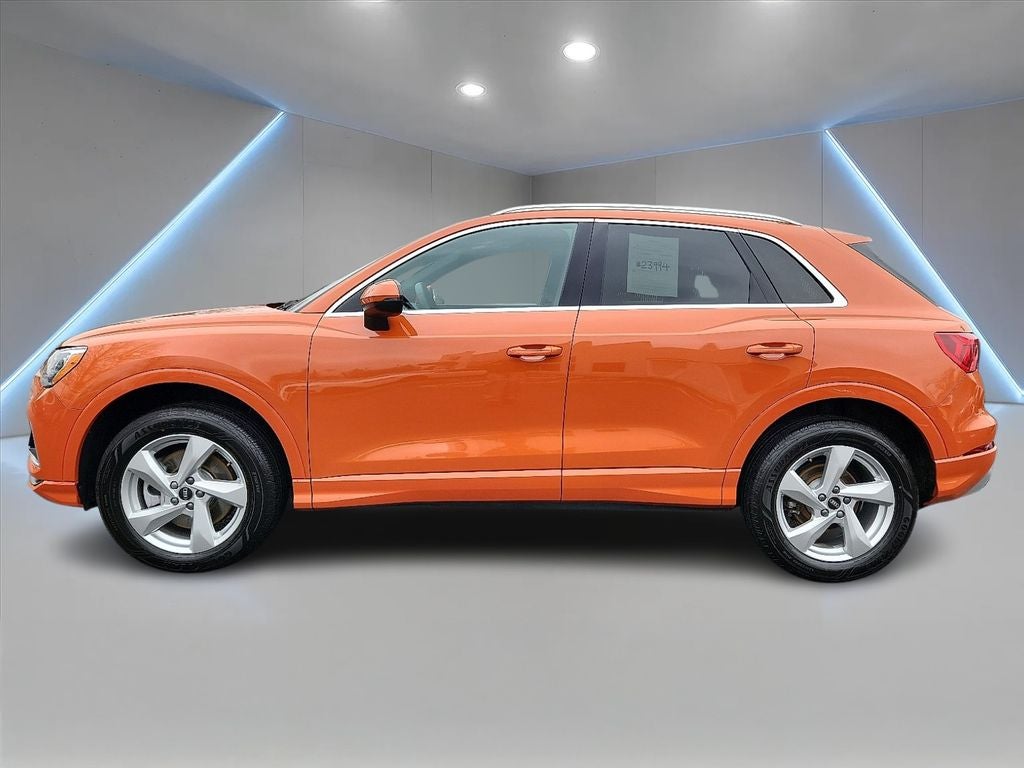 2022 Audi Q3 Premium quattro