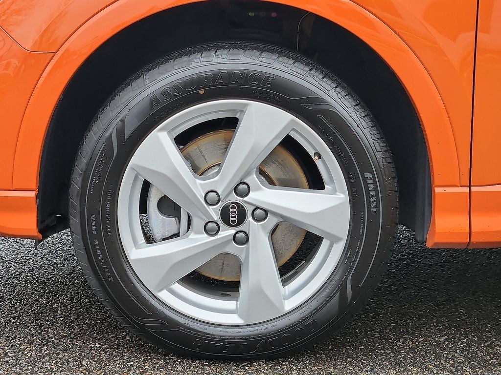 2022 Audi Q3 Premium quattro