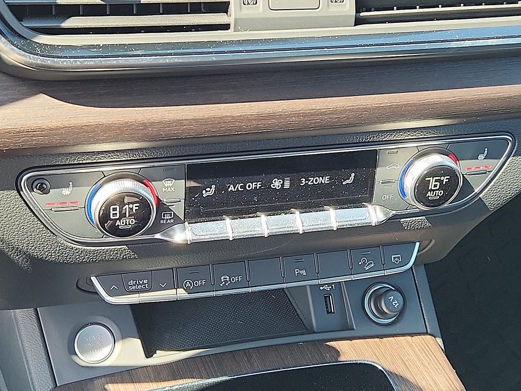 2023 Audi Q5 45 S line Premium quattro
