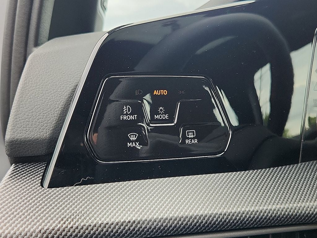 2025 Volkswagen Golf GTI 2.0T SE