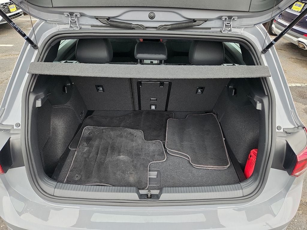 2025 Volkswagen Golf GTI 2.0T SE