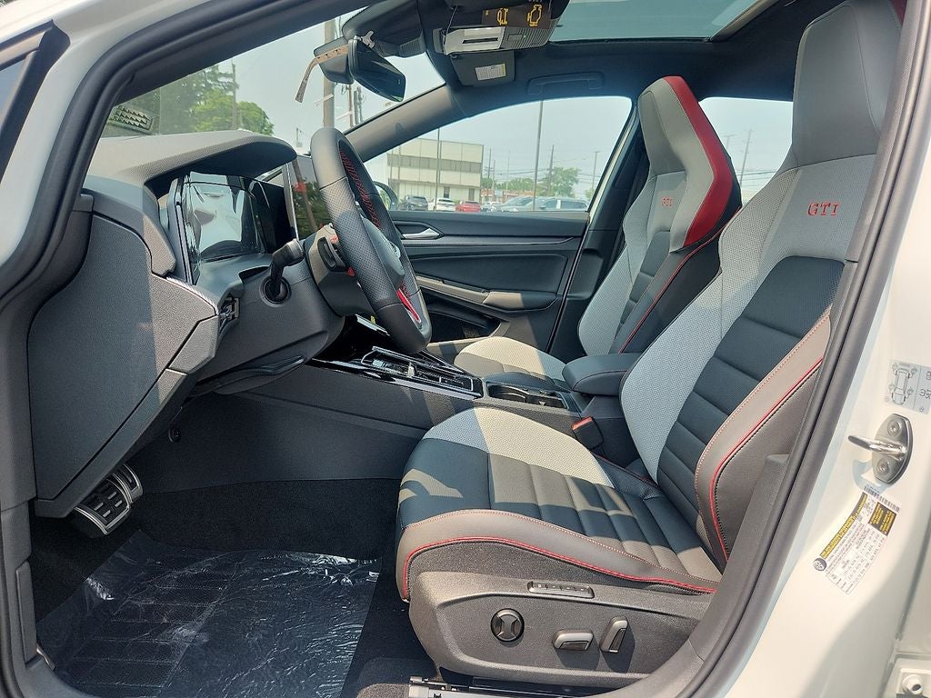 2026 Volkswagen Golf GTI Autobahn