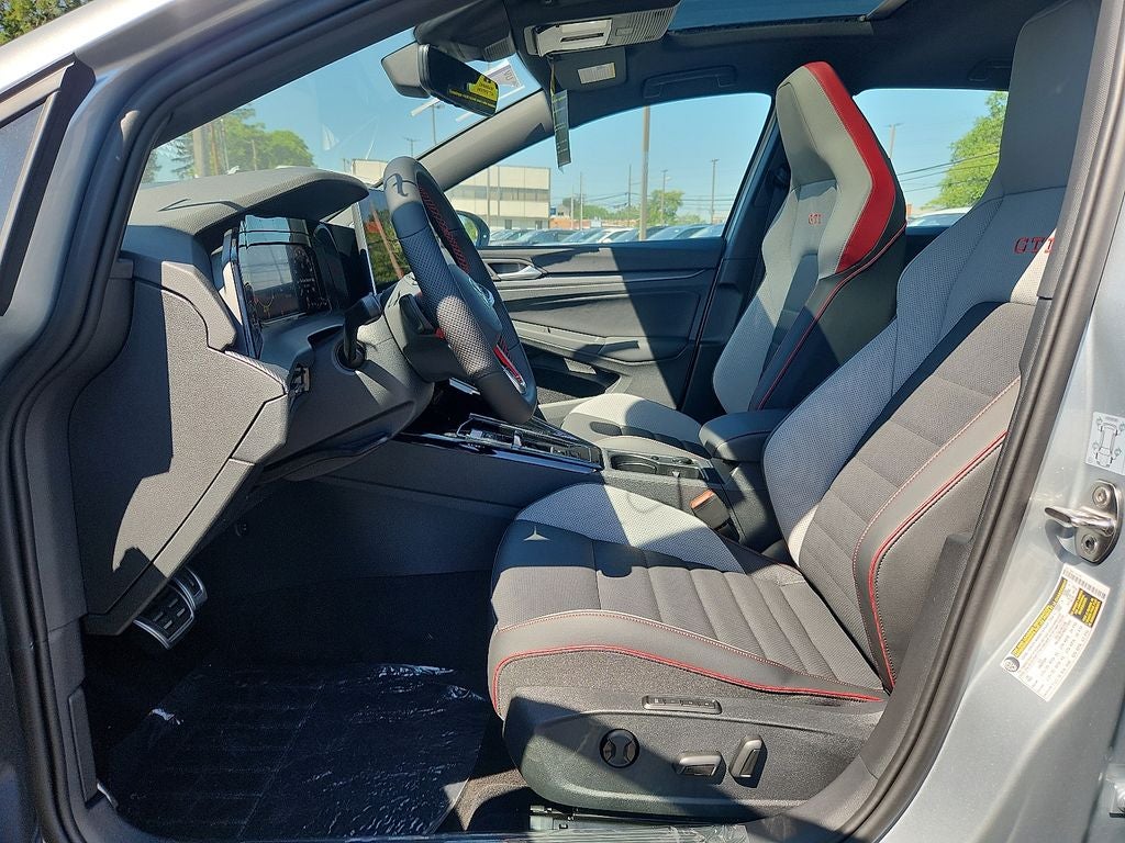2026 Volkswagen Golf GTI Autobahn