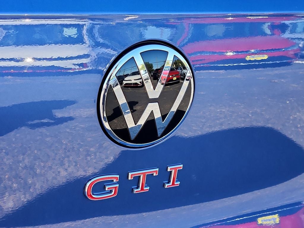 2026 Volkswagen Golf GTI Autobahn